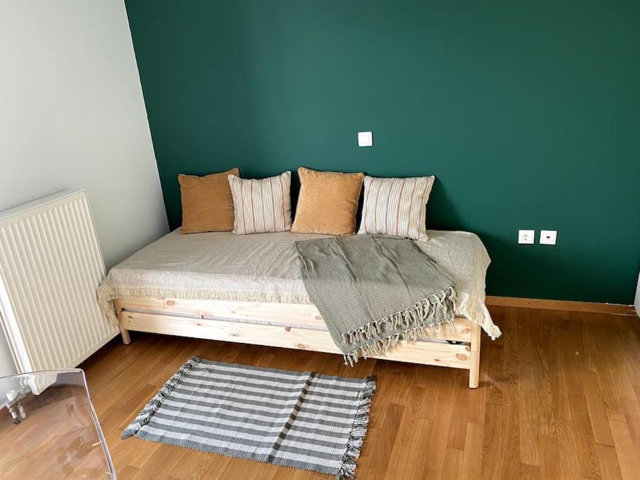 Spacious And Sunkissed 3Br & 2 Bathrooms Apartment Athén Kültér fotó